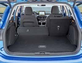 1030 mm 1010 mm 700 mm 1810 mm In de kofferbak van de Golf Variant past 605 tot 1620 liter. Milieu/kosten De Hyundai-koper profiteert van vijf jaar volledige garantie.