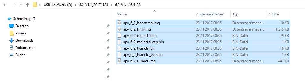 48 USB-software-update 1. Zip-map uitpakken en openen. Afb.: 28 2. Passende software-update voor de besturingsmodule kiezen. Afb.: 29 Afb.