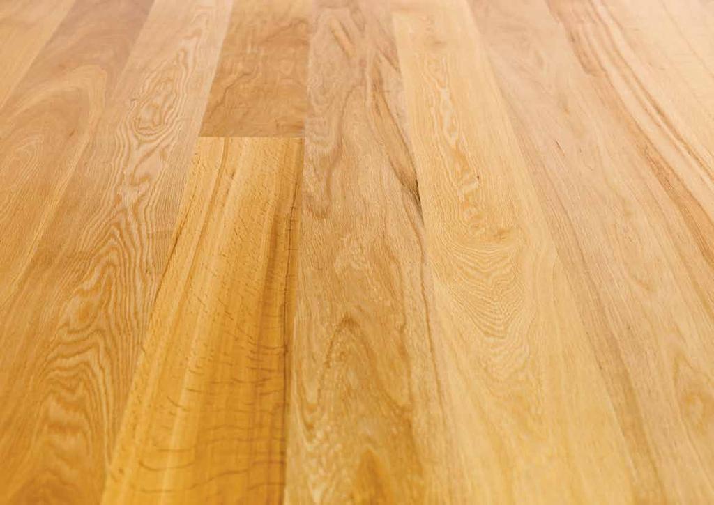 Bescherming tegen Slijtage Om de oorspronkelijke schoonheid van uw houten vloer te behouden moet een oliebehandeling de uitstraling van het hout versterken en het tegelijkertijd een goede
