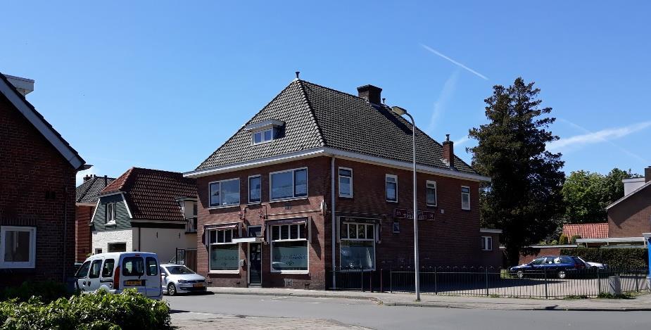 Te koop: café / eetcafé midden in een woonwijk in Enschede-Noord Inventaris & Exploitatie: 45.000,- Huur: 1.888,43 per maand excl. BTW.