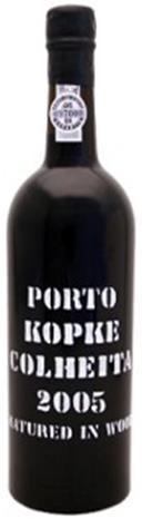 Wijn 7 Kopke Colheita 2005 Colheita is een tawny port met jaartal aanduiding. De minimale rijping op vaten is 8 jaar, maar is over het algemeen veel langer.