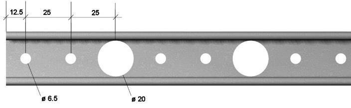 3.2.1.1 PROTAN (GRIP) STEEL BAR Bevestigingsstrip uit gegalvaniseerd staal van 1,50 mm dik en 1,95 m lang voor de bevestiging van kimfixatie.