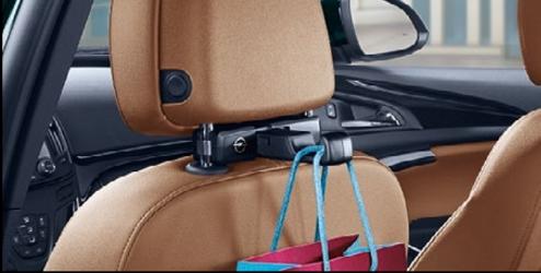 Opel FlexConnect is een veelzijdig systeem dat bestaat uit een basishouder waarop diverse praktische accessoires bevestigd kunnen worden.