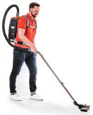 TASKI AERO BP De 3 in 1 Lichtgewicht Rugzakstofzuiger De TASKI AERO BP is perfect voor trappen, liften en inkomhallen.