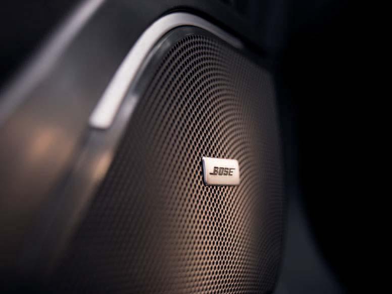 Bose Surround, klank in zijn zuiverste vorm Het Bose Surround-system, een complete muziekervaring op maat van Renault Talisman. Overal in het interieur ervaart u een rijke en evenwichtige klank.