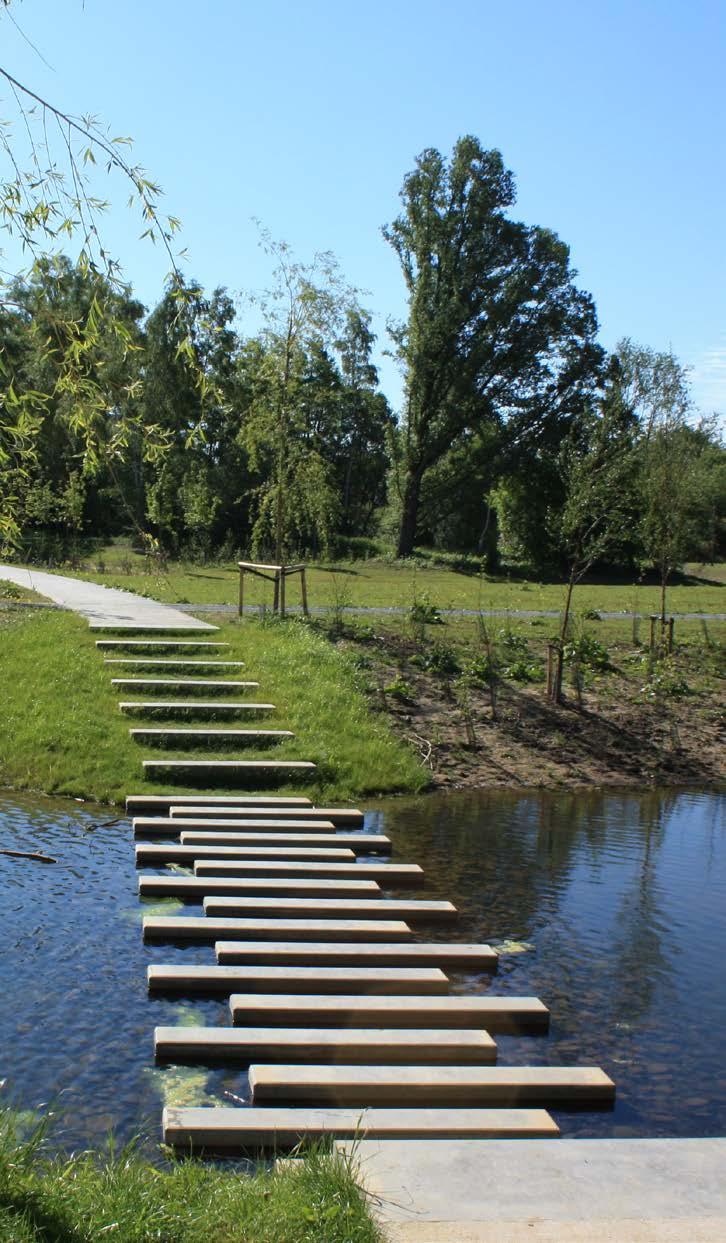 Wonen in het groen Buro Lubbers heeft een krachtig ruimtelijk raamwerk ontworpen waarbinnen toekomstige ontwikkelingen gefaseerd plaats kunnen vinden.