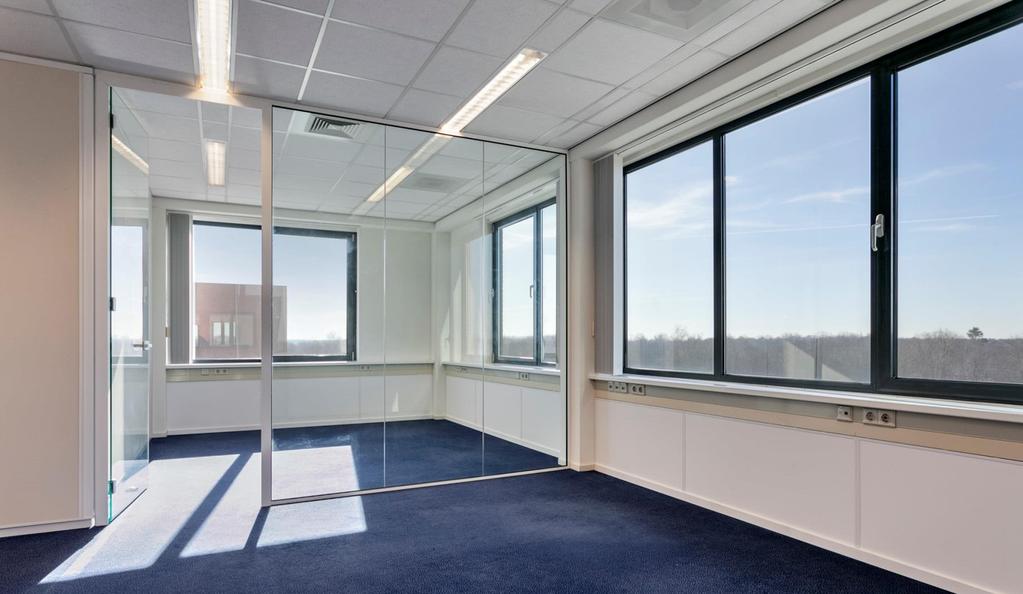 Opleveringsniveau Kantoorruimte Het gebouw heeft een moderne uitstraling en opleveringsniveau, alsmede een representatieve, gemeenschappelijke ontvangsthal.