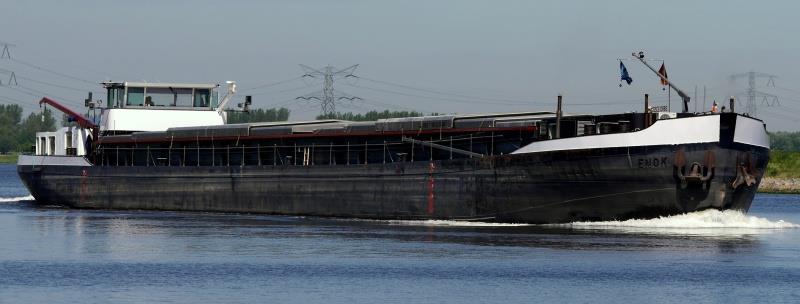 INBOUW Ms Nosce Orbis 84m x 9m 1500 Ton 2X DAF Paccar MX13-390 voortstuwing Schipper eigenaar Liam Feenstra: In verband met aanhoudende problemen hebben wij