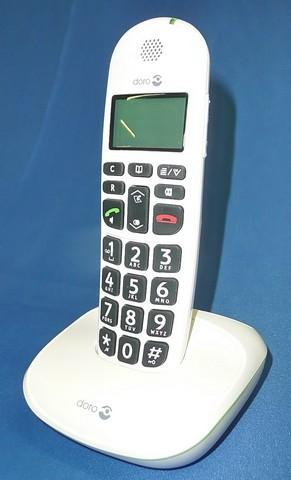 020001723 Doro PE110, draadloze telefoon, toetsen met spraakweergave van de cijfers en