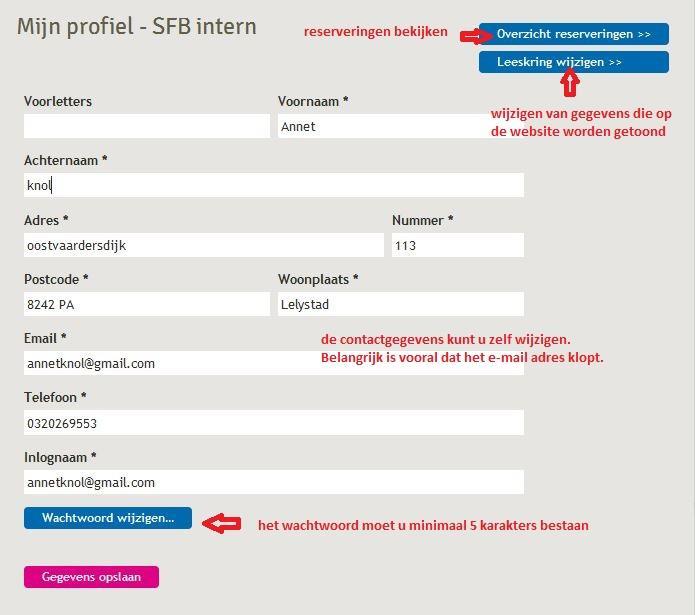 2. Gegevens controleren en wijzigen Klik op Mijn profiel naast uw naam rechtsboven in het scherm.