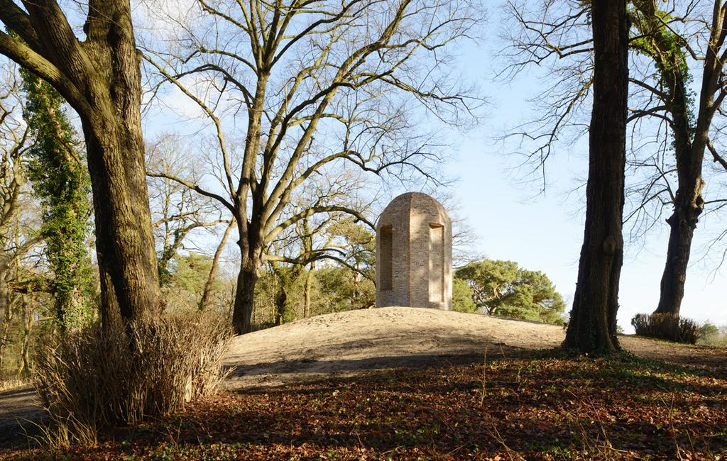 Het koepeltje is een object met in potentie monumentale waarde, omdat het met minimale maar voor de bouwkunst essentiële