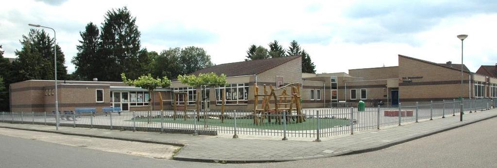 OUDERVERENIGING RK BASISSCHOOL Het Hoe en Waarom van UW OUDERVERENIGING BASISSCHOOL TRIANGEL Secretariaat: bolke51@hotmail.