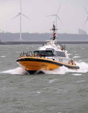 AAN DE KOFFIE MET... AAN DE KOFFIE MET... Eendracht helpt mee aan imago nautisch Nederland.