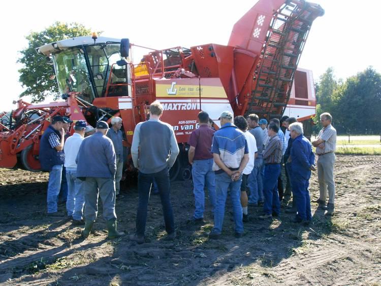 Eindverslag Subsidieregeling demonstratie- en kennisoverdrachtprojecten duurzame landbouw Reguliere tender Bespreking van de rooimachine Beoordeling van het resultaat Demo objecten Op een perceel