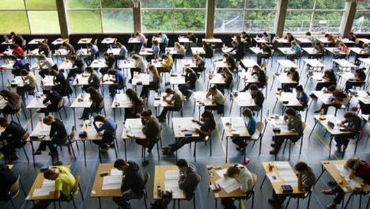 Tweede fase profielen examendossier schoolexamen en centraal examen reguliere herkansing bijzondere herkansing