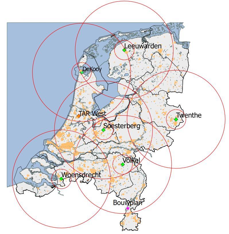 5/15 Figuur 2. Locaties van de zes MASS verkeersleidingsradarsystemen (groene ruit) met daaromheen de 15 en 75 km cirkels.
