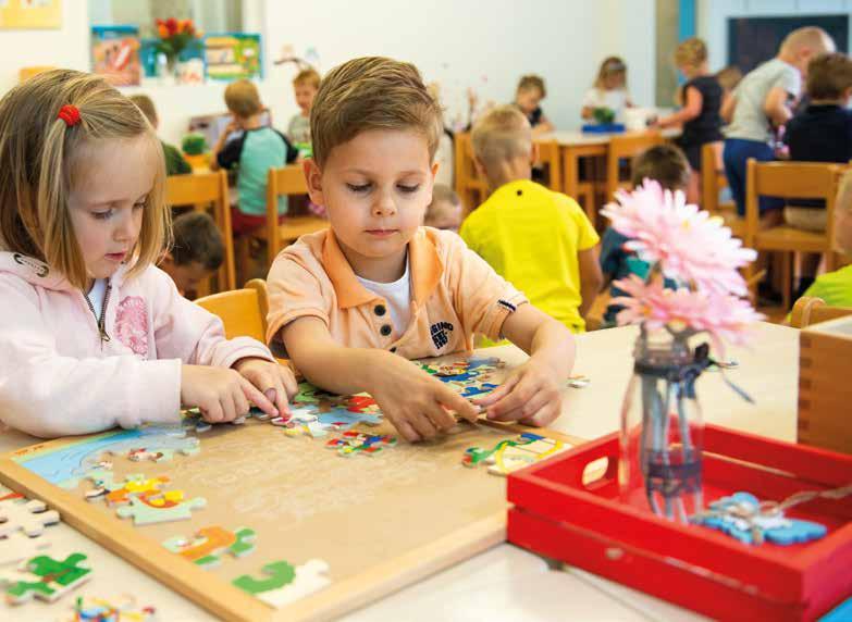 Juni 2020 23 1 2 3 4 5 6 7 2 e Pinksterdag Schoolkamp gr 8 Schoolkamp gr 8 Schoolkamp gr 8 24 8 9 10 11 12 13 14 Schoolfotograaf Schoolfotograaf 25 15 16 17 18