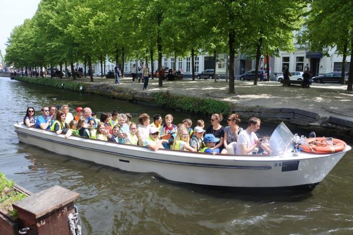 Ook het grote speeldomein, met speelvijvers, werd uitgebreid getest! Op de tweede dag trokken we onze wandelschoenen aan om Brugge (on)veilig te maken.