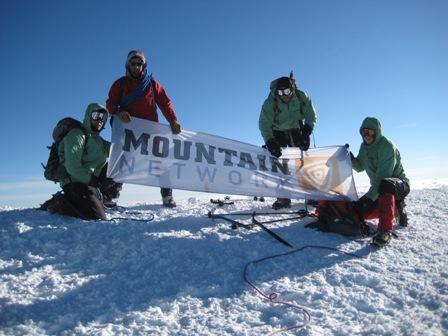 Kwaliteit & Veiligheid Mountain Network is lid van de RECRON, de VeBON en TüV gekeurd. De locaties van Mountain Network zijn door de NKBV erkende opleidingscentra.