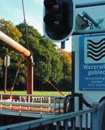 Medio 2004 zal Rijkswaterstaat de doorspoeling van de Twentekanaal panden bij Enschede starten.