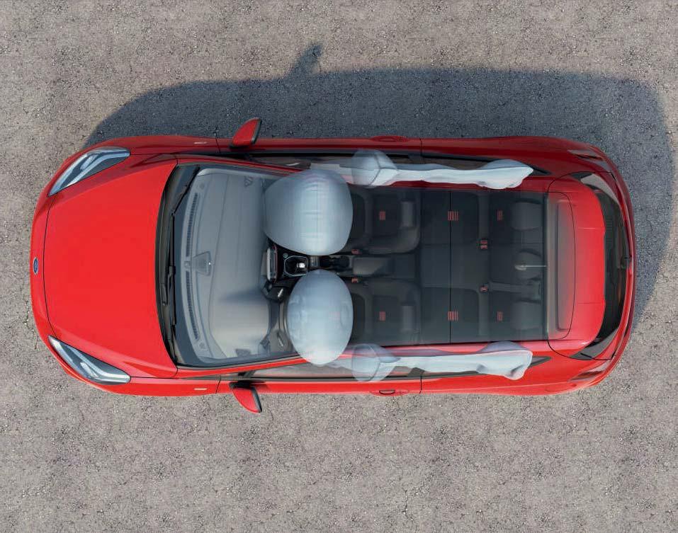 Praktisch en nuttig Fiesta ST-Line in Race Red carrosseriekleur met Design Pack Red met half lederen