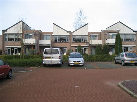 Er zijn op dit moment te weinig woningen met het volledige woonprogramma op de begane grond in Zegveld. 4.