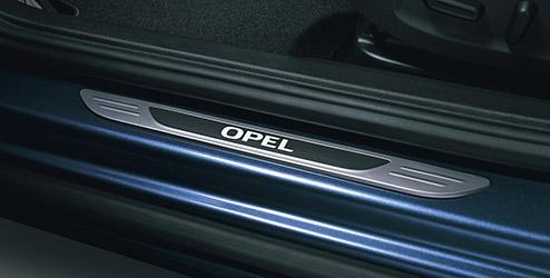 OPC Line accessoires zijn ontwikkeld door het Opel Performance Center en staan garant voor exclusieve designs, geavanceerde technologie en opwindende prestaties.