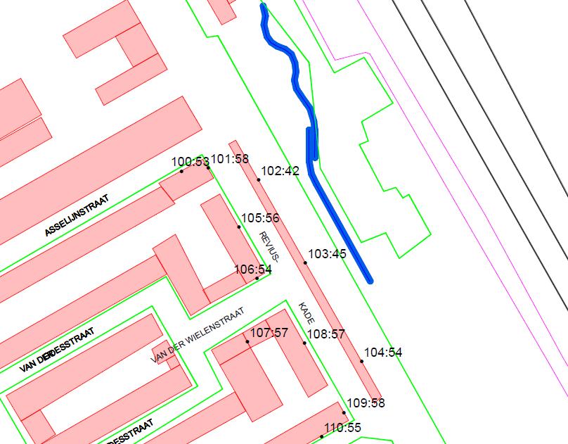 Figuur 2: geluidsbelasting en ligging waarneempunten conform TB SIU omgeving 2e Asselijnstraat en Reviuskade Uit de berekeningen blijkt dat de sloop van het scherm inderdaad negatieve effecten heeft