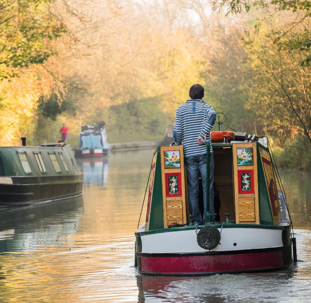 Reis en accommodatie Treinen en taxi s van en naar het vliegveld. Daarna verblijft u aan boord van uw eigen traditionele narrowboat.