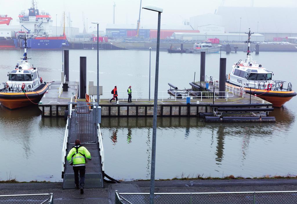 Regio Noord Regio Noord wordt gekenmerkt door het uitgestrekte Waddengebied met zijn vele zandbanken en geulen.