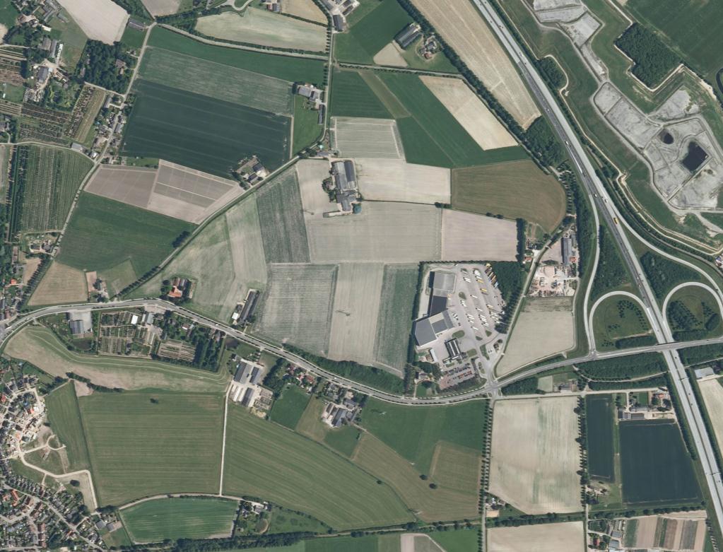 1 Inleiding 1.1 Algemeen In het gebied tussen Haps en de A73 wordt Bedrijvenpark Laarakker gerealiseerd.