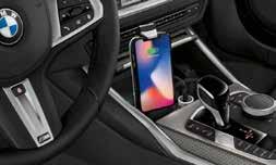 De houder neemt uw smartphone veilig op en past goed in het interieur van uw BMW. De houder is eenvoudig aan de voorruit te bevestigen. BMW USB oplader.