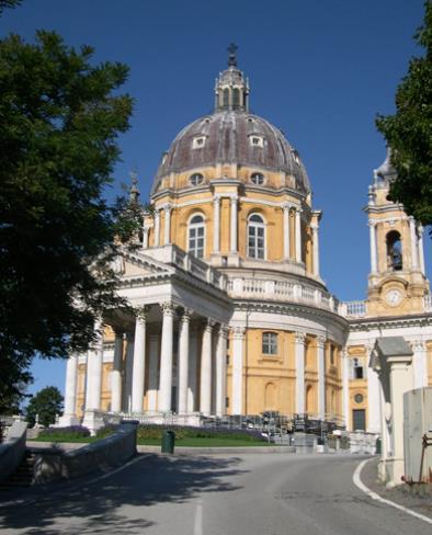 En de panoramische route terug naar de stad door het Parco del Po, grenzend aan Turijn, is een bezienswaardigheid op zich. Mét gids vanzelfsprekend. 13.00 hrs.