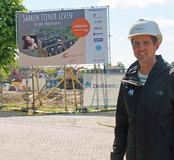 In gesprek met Edwin Knipscheer Projectleider De Riethorst Op dit moment wordt er door Zwaluwe Bouw hard gewerkt aan de bouw van De Riethorst. Edwin Knipscheer is projectleider.