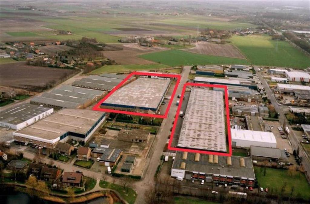 Twee tegenover elkaar gelegen warehouses, respectievelijk groot circa 8.000 m² en 8.