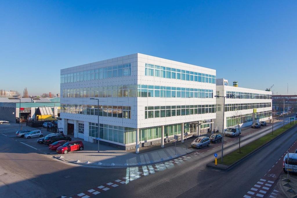 PROJECTINFORMATIE Te Huur Industrieweg 130 te Rotterdam Betreft Voor de verhuur is beschikbaar circa 1.120 m 2 v.v.o. kantoorruimte verdeeld over 2 verdiepingen aan de Industrieweg 130 te Rotterdam.