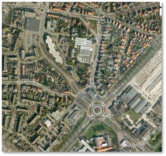 2. Het onderzoeksgebied 2.1 situering Het onderzoeksgebied is gelegen aan de Stadsdennenweg 16 in Harderwijk. Het ligt in de woonkern van Harderwijk.