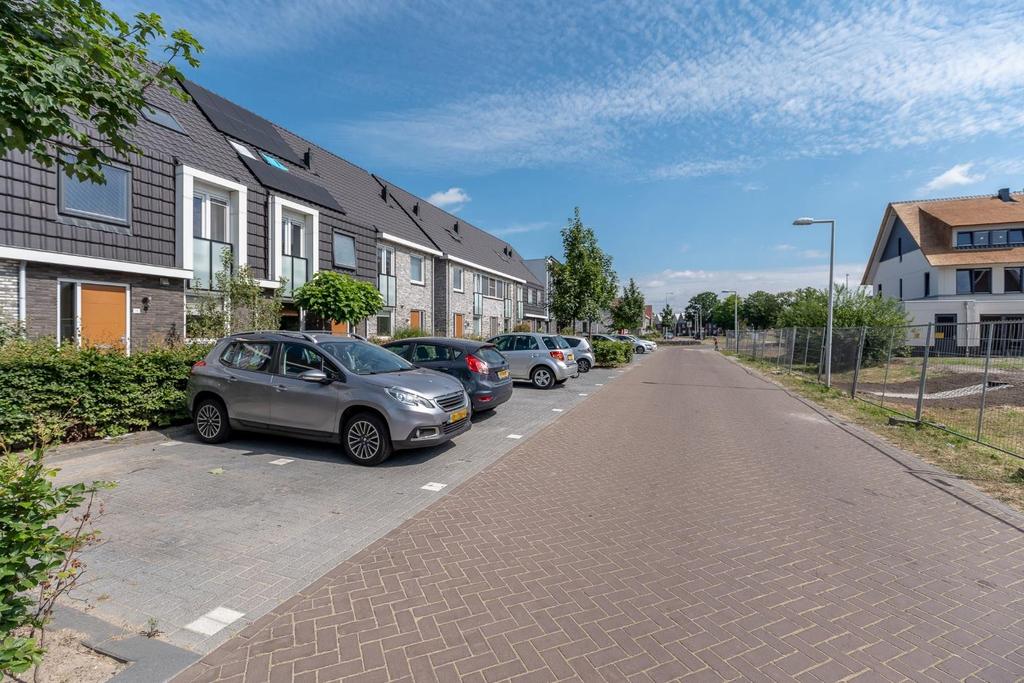 Woonomgeving Deze woning is gelegen in de