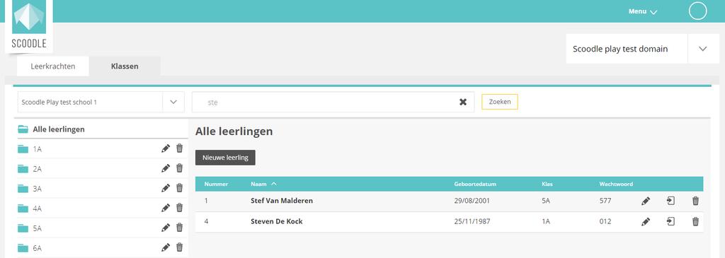 Wil je een leerling van klas veranderen, dan klik je op het verplaatsicoontje, waardoor je een dialoogvenstertje opent en de klas kan kiezen waarnaar je de leerling verplaatst.