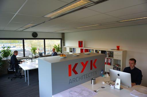 MEER WETEN? CONTACT KYK ARCHITECTEN BV We komen graag bij u langs om het VastgoedIdee toe te lichten en uw eventuele vragen te beantwoorden. Heeft u andere huisvestingsvragen?