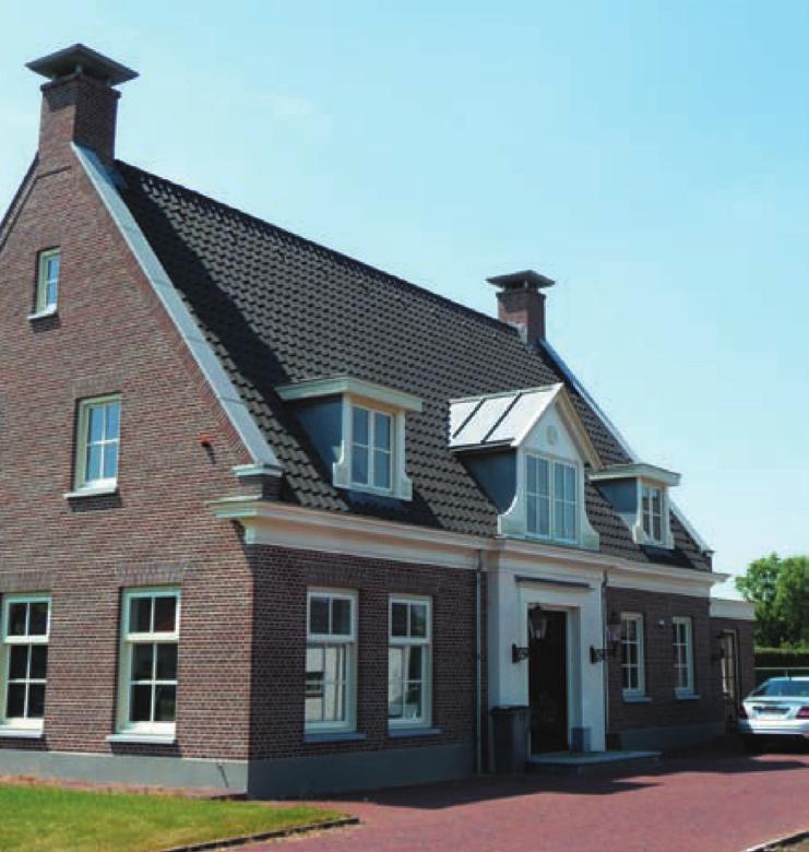 CRITERIA algemeen de woning past in de karakteristiek van de lintbebouwing aan de Hofdreven: afwisselende lintbebouwing in een overwegend traditionele stijl plaatsing / situering de rooilijn, plaats