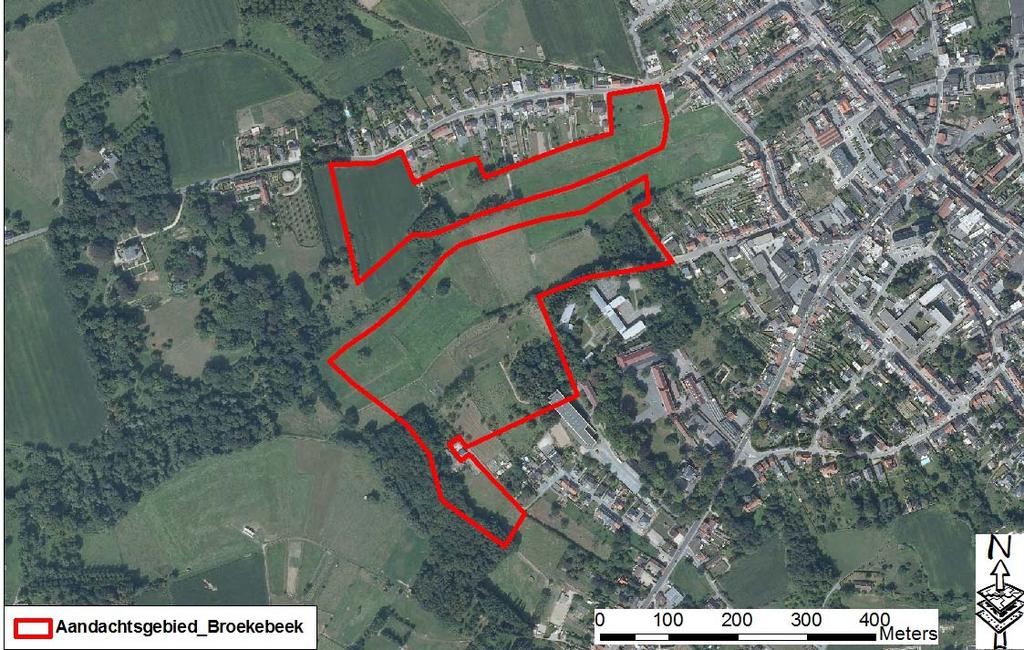 Figuur 2: Lokale situering op orthofoto Vlaams-Brabant 2009 1.2 Planologische bestemming Gewestplanbestemmingen: woonuitbreidingsgebied, woongebied (Zie Figuur 3).
