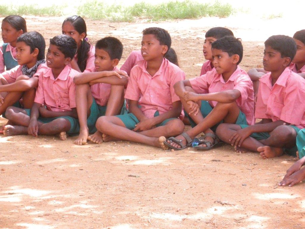 was de vraag en in ons hart zouden we deze groep mensen wel maandelijks willen bezoeken, maar de afstand is daar een beetje te