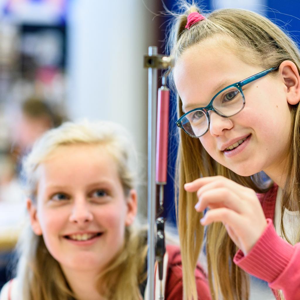 Werken aan jouw ontwikkeling! Het Huygens Lyceum wil jou verder helpen.