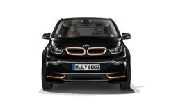 BMW i3s ROADSTYLE EDITION. ZRS. i3s incl. excl. ZRS - BMW i3s RoadStyle Edition. 4.000 3.306 STANDAARDUITRUSTING 7E5 Edition RoadStyle. - C5D Fluid Black met accenten in E-Copper.