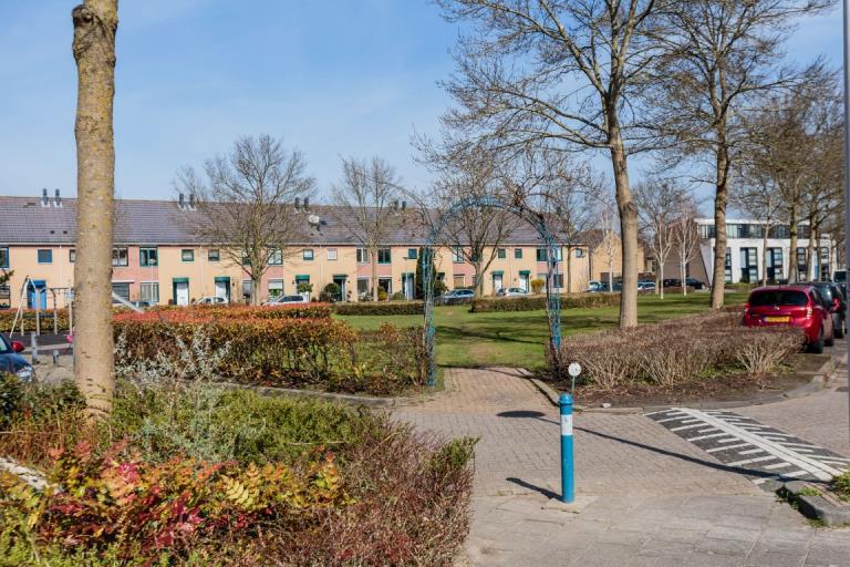 Deze woning in het kort omschreven: Een lichte, tuingerichte woonkam