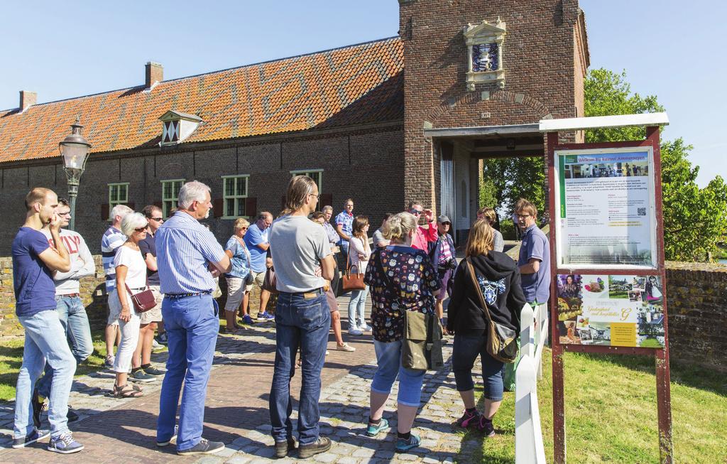 Catering Op aanvraag kunt u uw groepsbezoek aan kasteel Ammersoyen combineren met een ontvangst in het sfeervolle Koetshuis bij het kasteel.