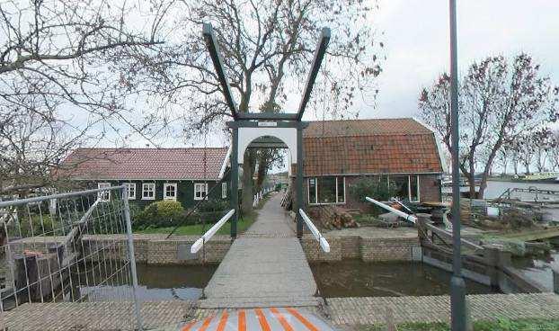 3.2.9 Sluis (Sl01) Binnen het areaal van de gemeente Castricum bevindt zich 1 object die onder dit type kan worden ingedeeld. De afmetingen van de sluis zijn ingeschat op (lxb) 20 bij 6 meter.