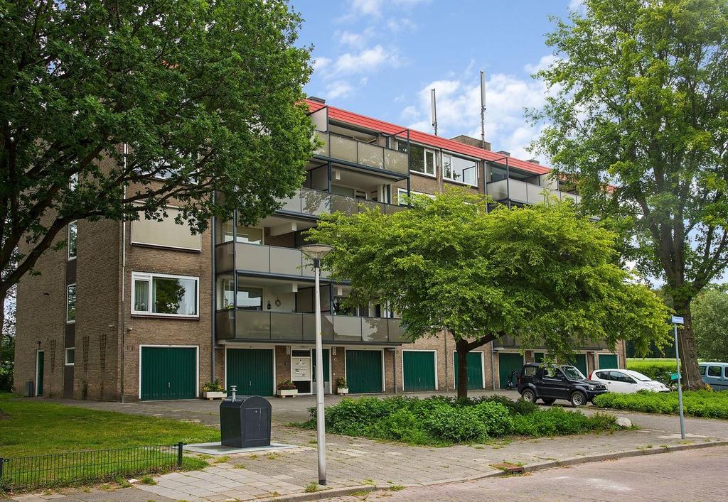 Atletenstraat 119 7535 AT