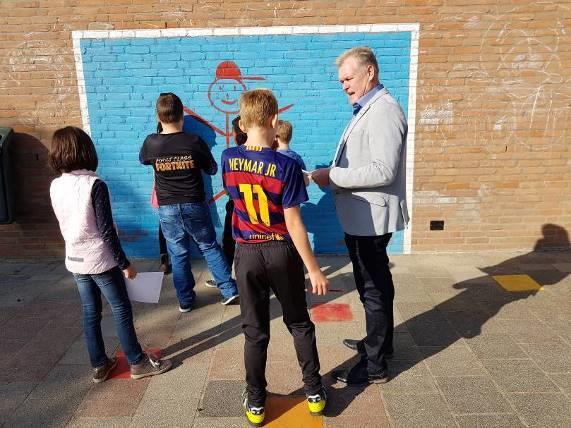 De afgelopen jaren was dit in de groepen 7+8, vanaf dit schooljaar start Léon ook in de groepen 5+6.